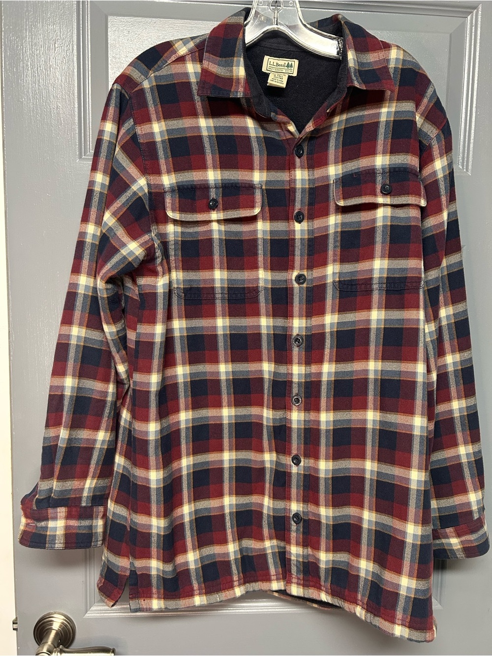 L.L.BEAN Men’s fleece lined flannel shirt. Size Medium-Tall. Great shirt/Shacket